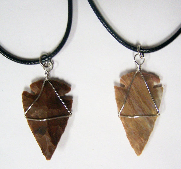 ADUSTABLE BLACK ROPE NECKLACE WITH WIRE WRAPPED ARROWHEAD PENDANT