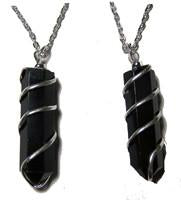 BLACK OBSIDIAN WRAPPED STONE 18 INCH SILVER CHIAN NECKLACE