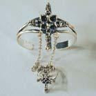 DOUBLE SKULL CUFF SLAVE BRACELET WITH RING ON CHAIN
