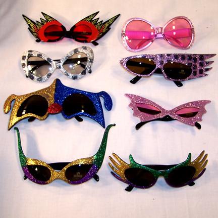 ASSORTED STYLES NOVLETY PARTY GLASSES