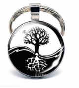 YIN YANG KEYCHAINS *PICK STYLE*
