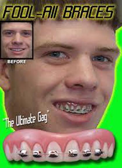 BILLY BOB FAKE TEETH WITH BRACES