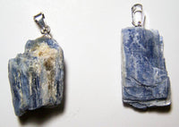 BLUE KYANITE ROUGH NATURAL MINERAL STONE PENDANT