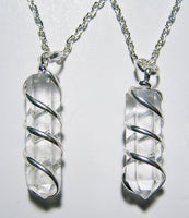 CLEAR QUARTZ CRYSTAL COIL WRAPPED STONE 18 INCH SILVER CHIAN NECKLACE