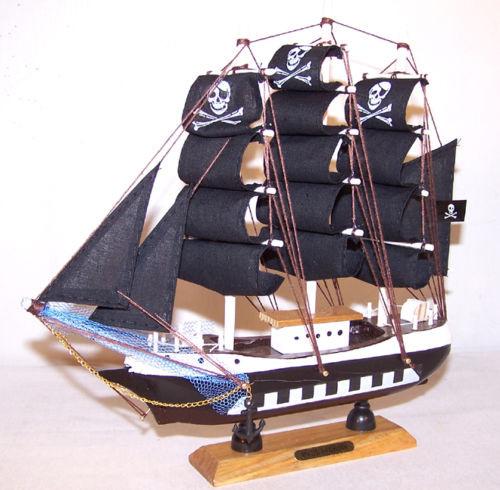 WOODEN 9 INCH  PIRATE SHIP